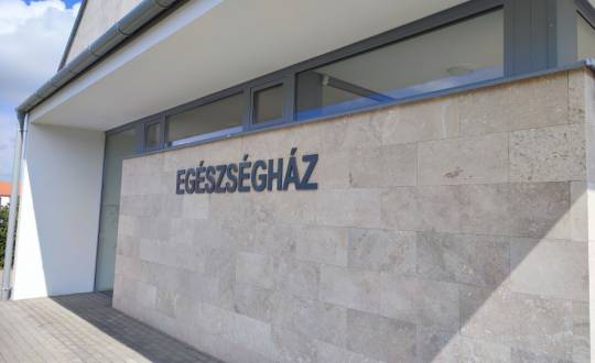 Gyermekorvosi rendelés júniusban